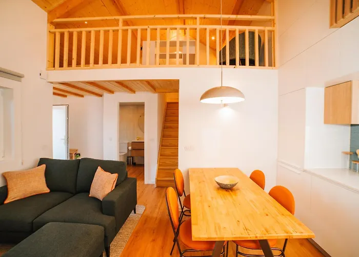 Casa Lobos By Quantique Vieira do Minho